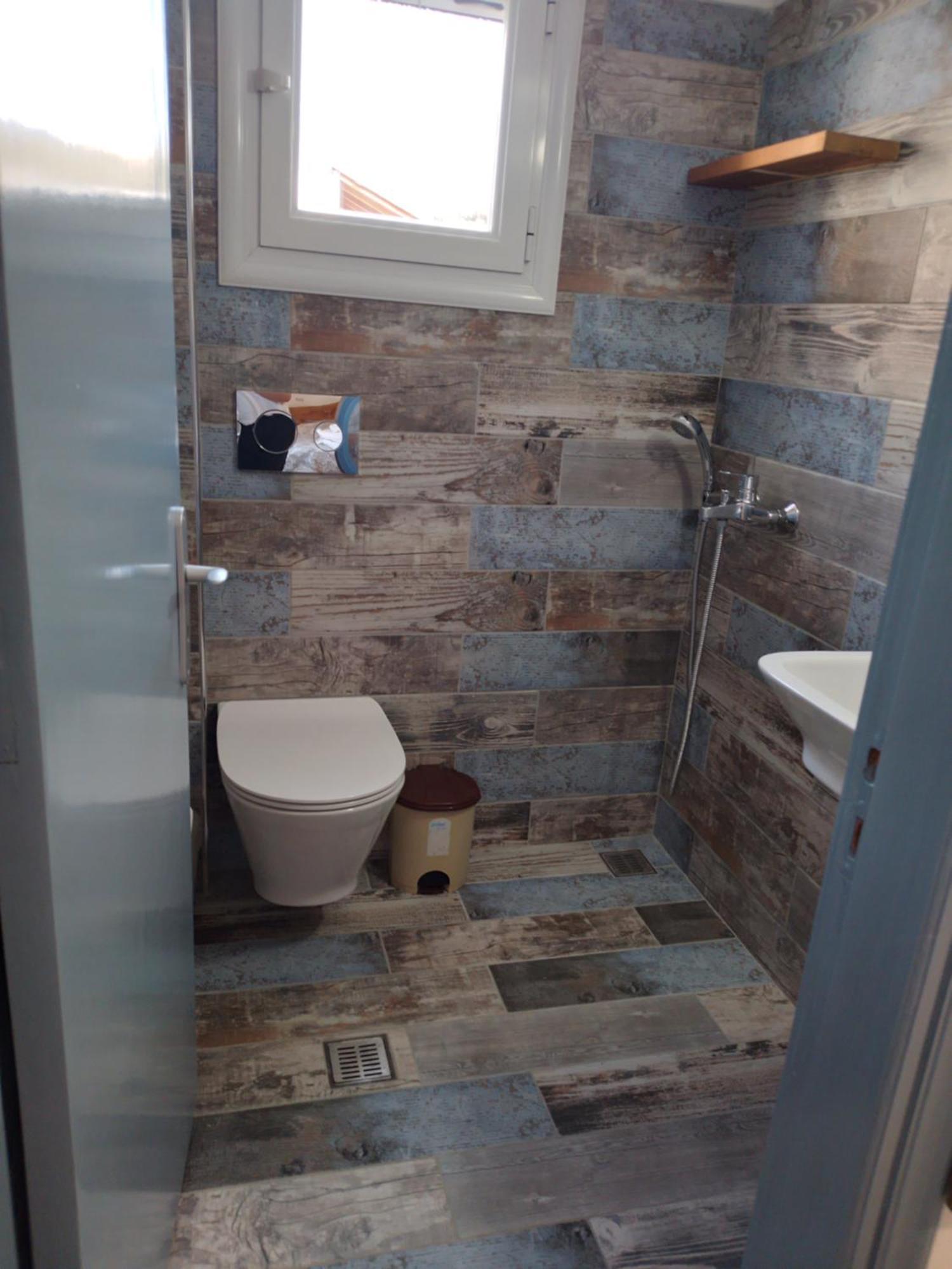 Manolakis Pizanias Apartment Emborios Bagian luar foto